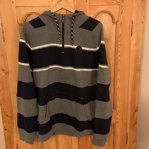 NWOT Noize hoodie with quarter zip made of 100% Cotton